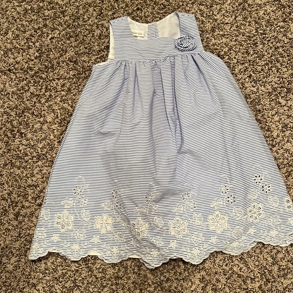 Blue dress